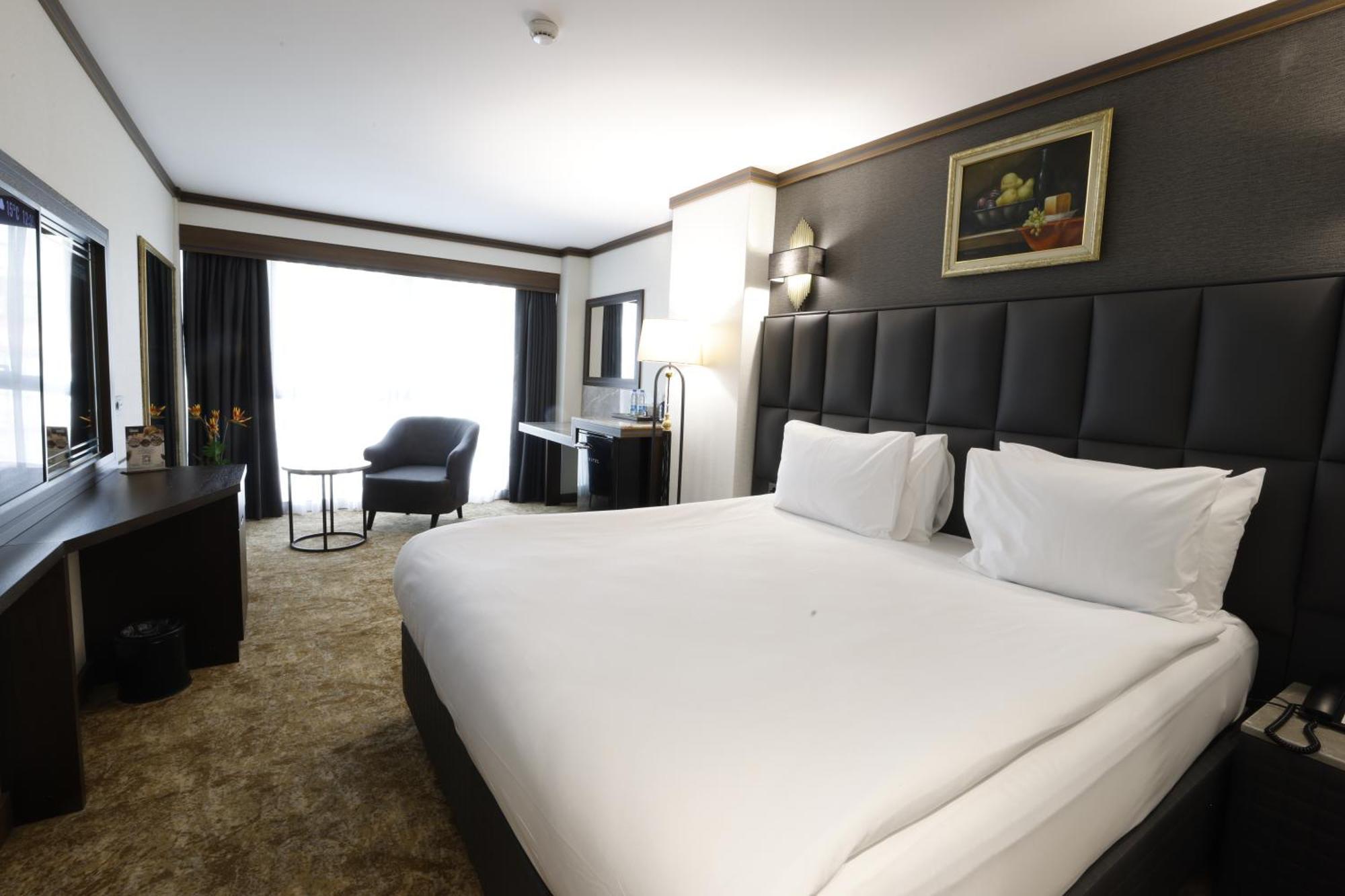 Park Dedeman Kizilay Ankara Hotel Exterior photo