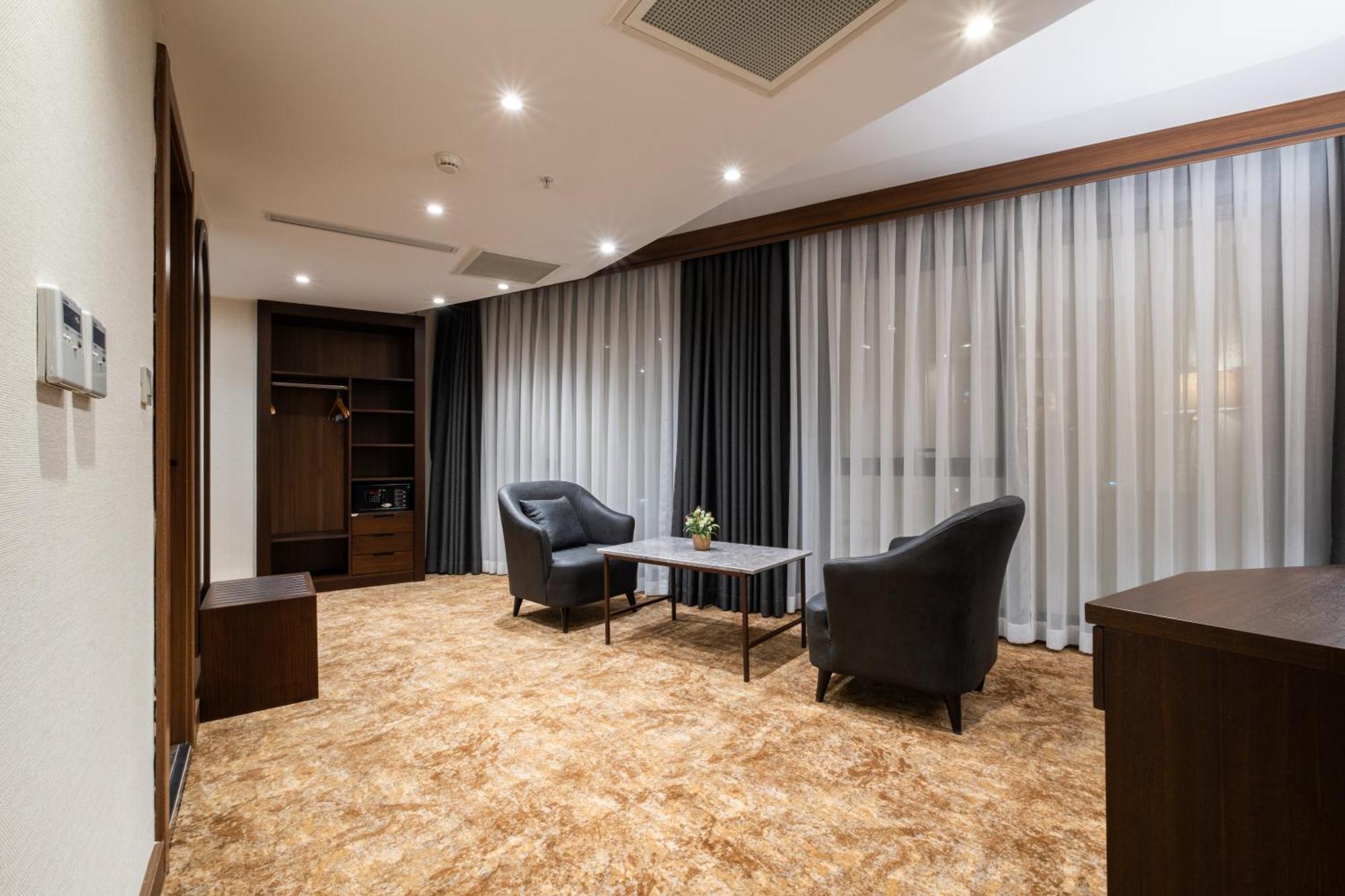 Park Dedeman Kizilay Ankara Hotel Exterior photo