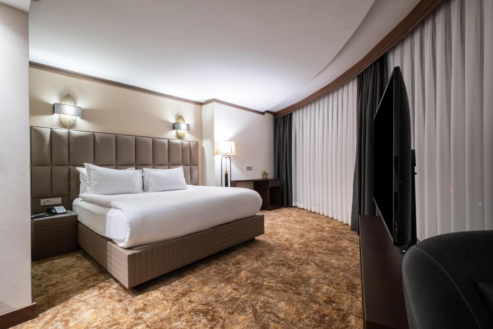 Park Dedeman Kizilay Ankara Hotel Exterior photo
